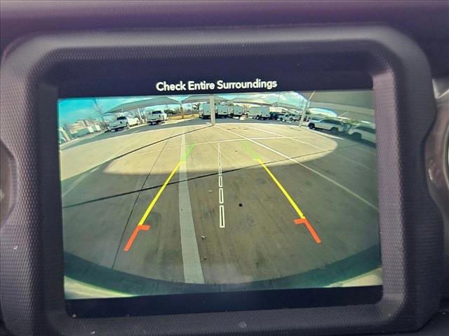 Used 2019 Jeep Wrangler Unlimited Sahara image 12