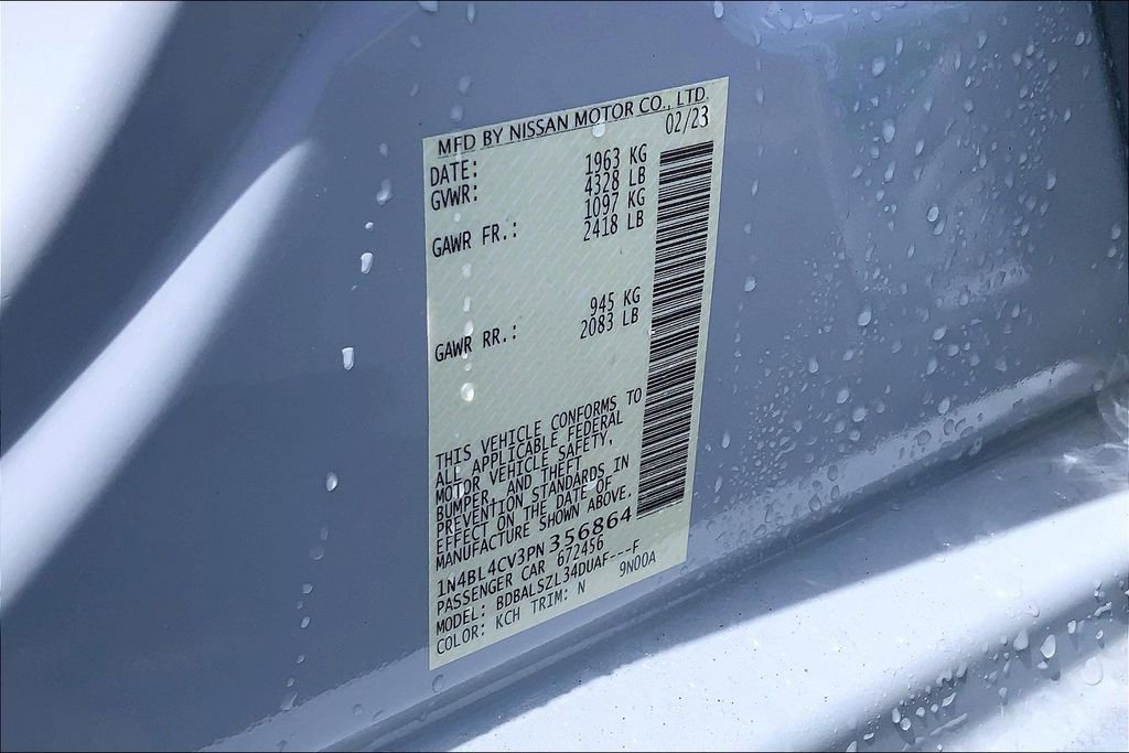 Used 2023 Nissan Altima 2.5 SR w/ SR Premium Package FWD image 13