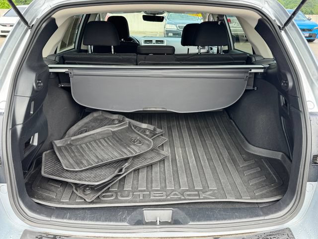 Used 2018 Subaru Outback 2.5i Premium AWD/4WD image 12