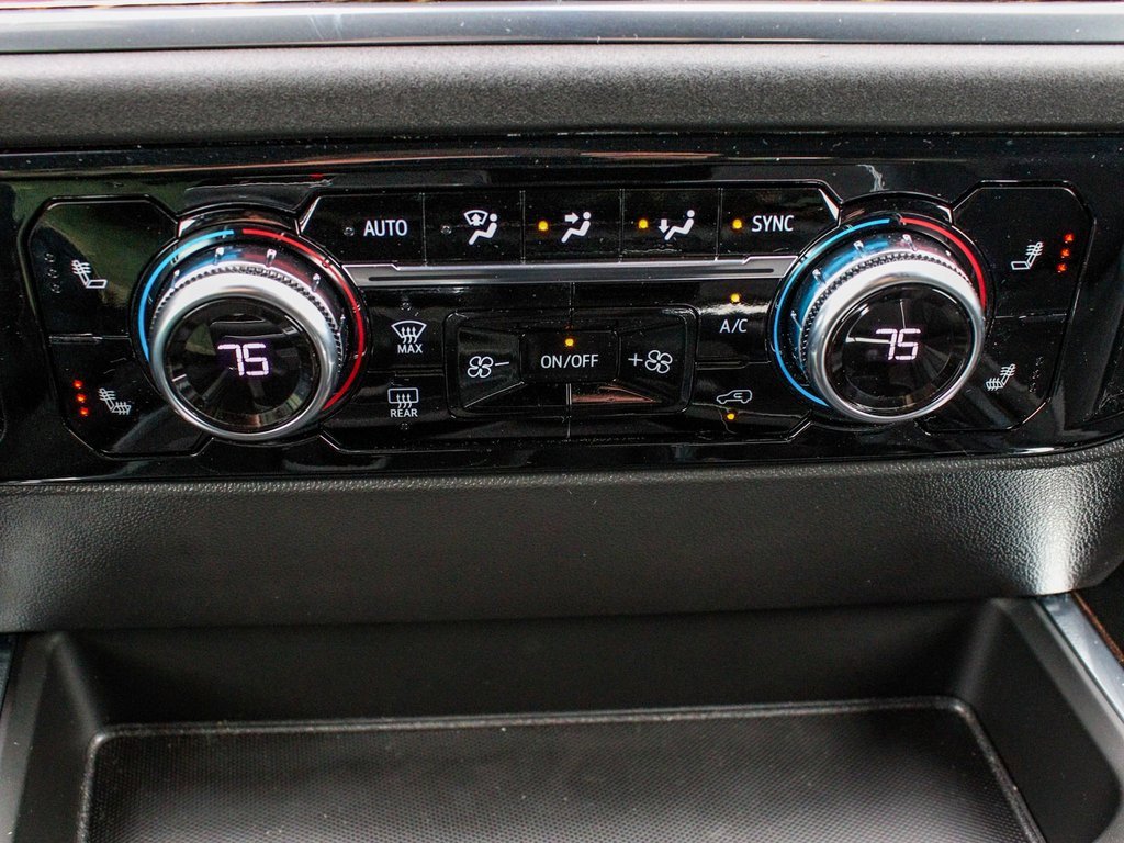 Used 2025 GMC Sierra 1500 Elevation w/ Preferred Package image 24