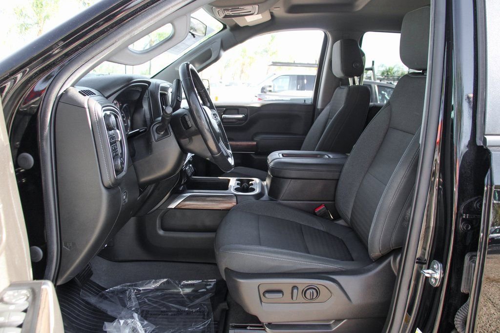 Used 2021 Chevrolet Silverado 1500 LT Trail Boss w/ Bed Protection Package AWD/4WD image 17