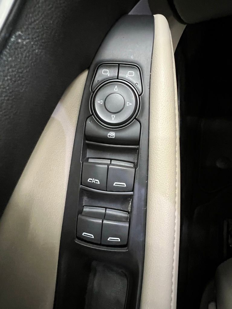 Used 2021 Buick Enclave Essence AWD/4WD image 24