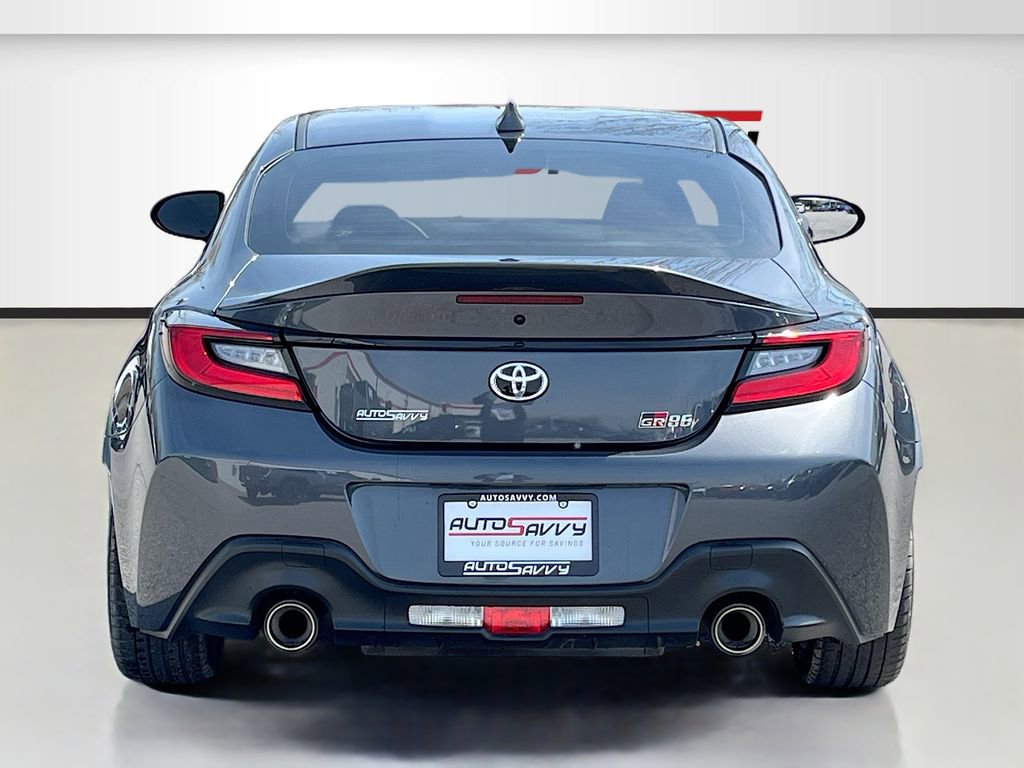 Used 2024 Toyota GR86 Premium image 6