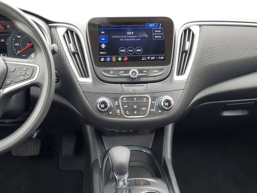 Used 2024 Chevrolet Malibu LT image 28