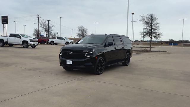 Certified 2023 Chevrolet Suburban RST w/ Luxury Package image 5