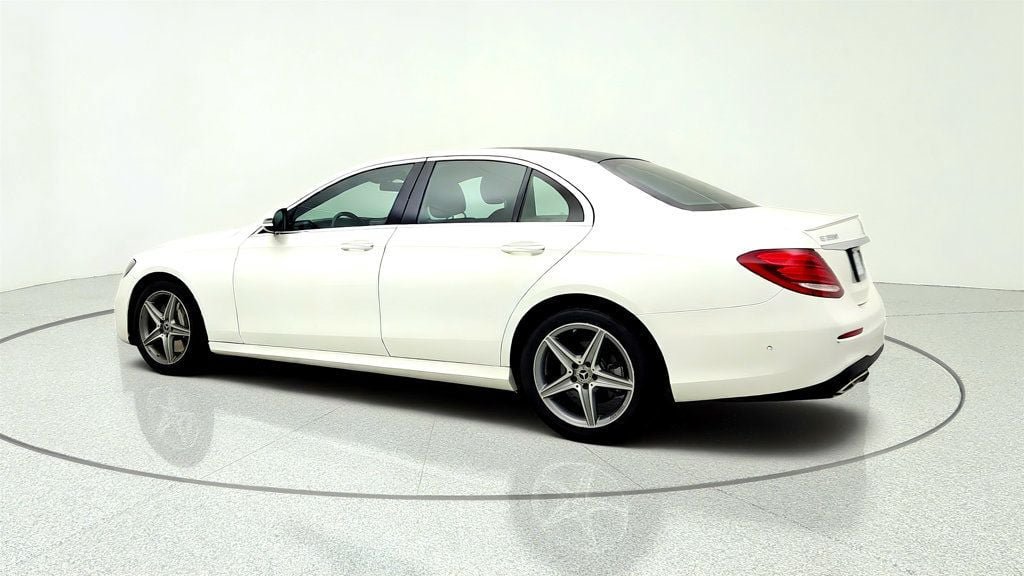 Used 2020 Mercedes-Benz E 350 4MATIC Sedan image 7