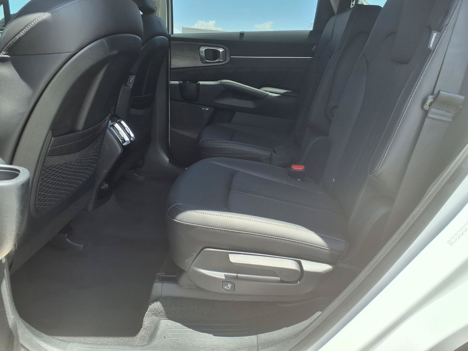Used 2026 Kia Sorento SX AWD/4WD image 17