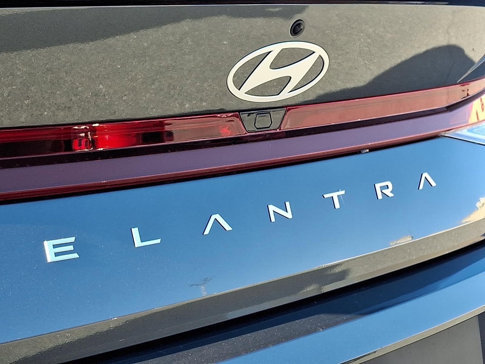 New 2026 Hyundai Elantra Sport image 17