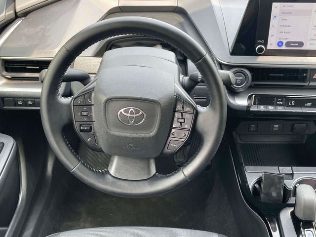 Certified 2025 Toyota Prius LE FWD image 16