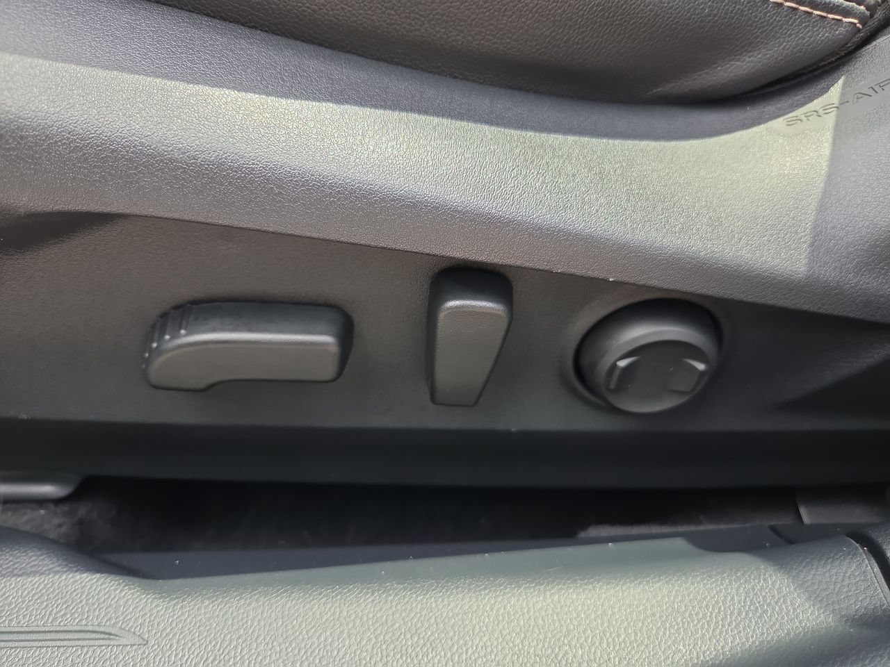 Certified 2022 Subaru Outback Limited AWD/4WD image 16
