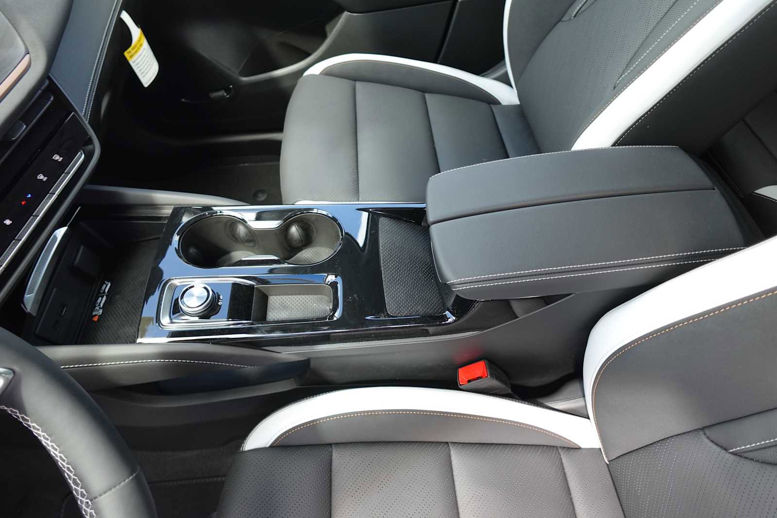 New 2025 Buick Envision Sport Touring image 22