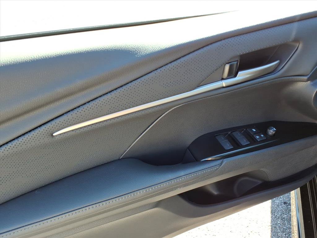 New 2026 Toyota Camry XSE FWD image 9