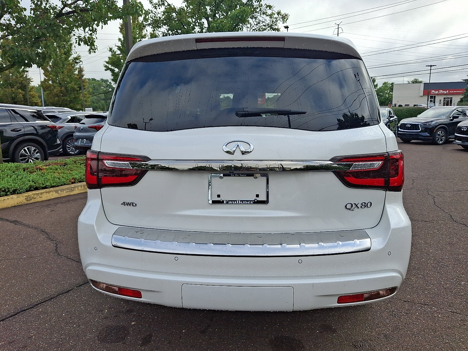 Certified 2024 INFINITI QX80 Premium Select w/ Cargo Package AWD/4WD image 5