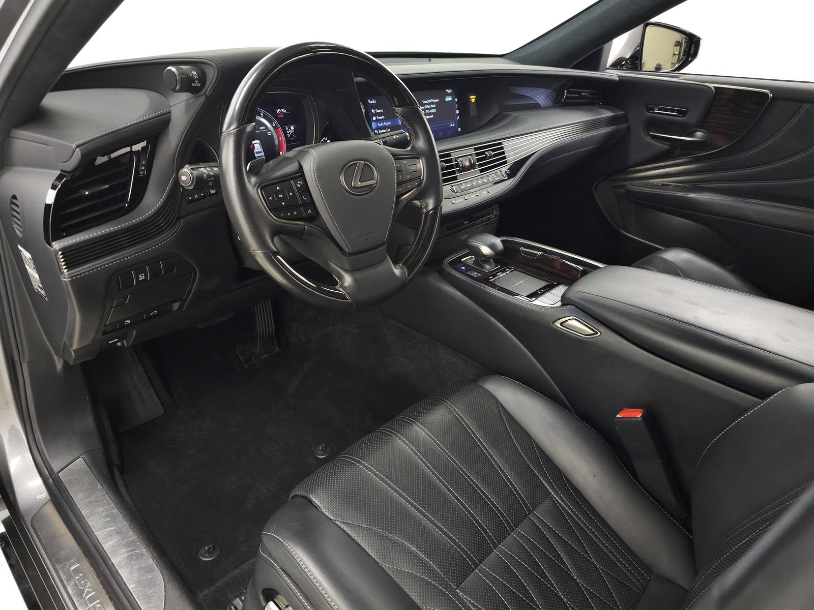 Used 2019 Lexus LS 500 AWD w/ Interior Upgrade Package image 16