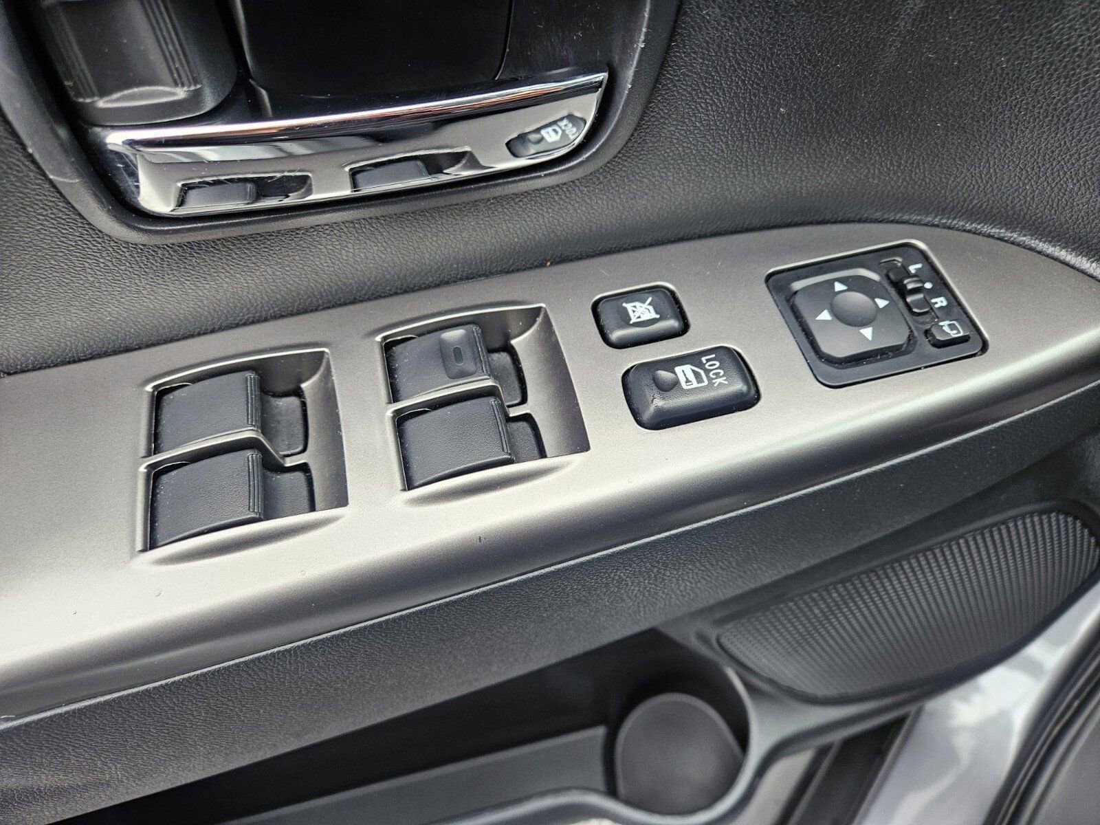 Used 2025 Mitsubishi Outlander Sport SE image 31