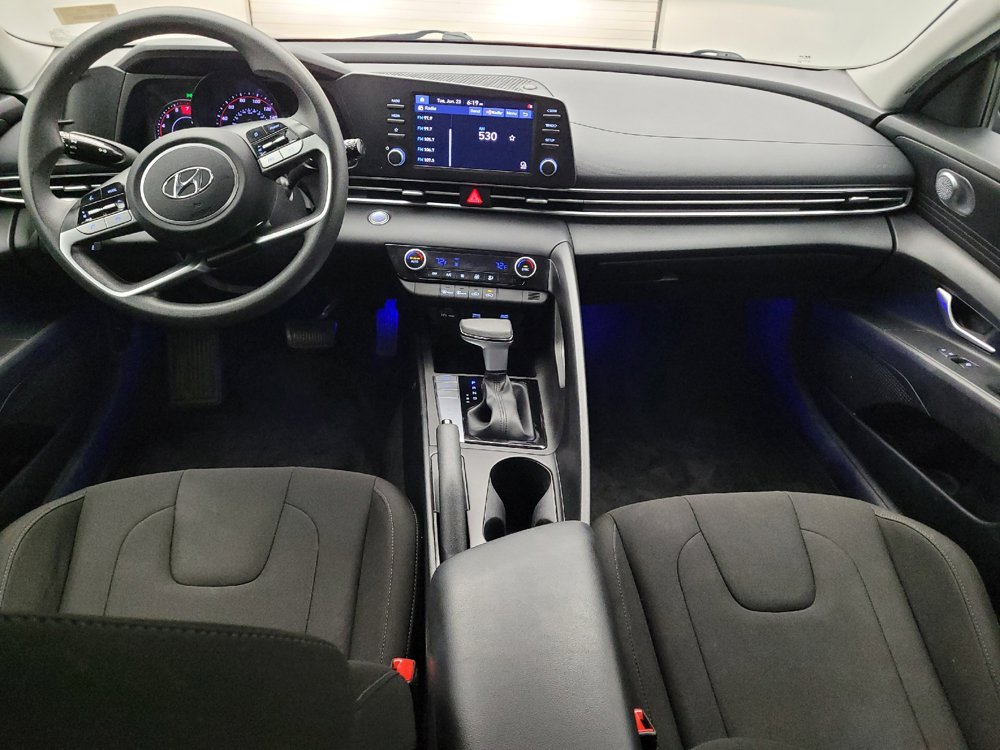 Used 2022 Hyundai Elantra SEL FWD image 22