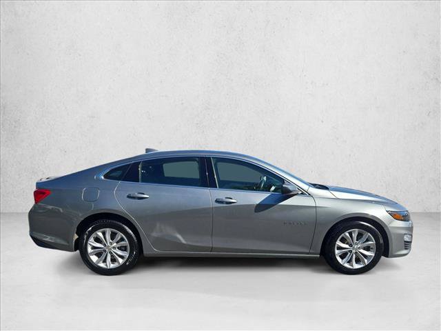 Used 2025 Chevrolet Malibu LT FWD image 4