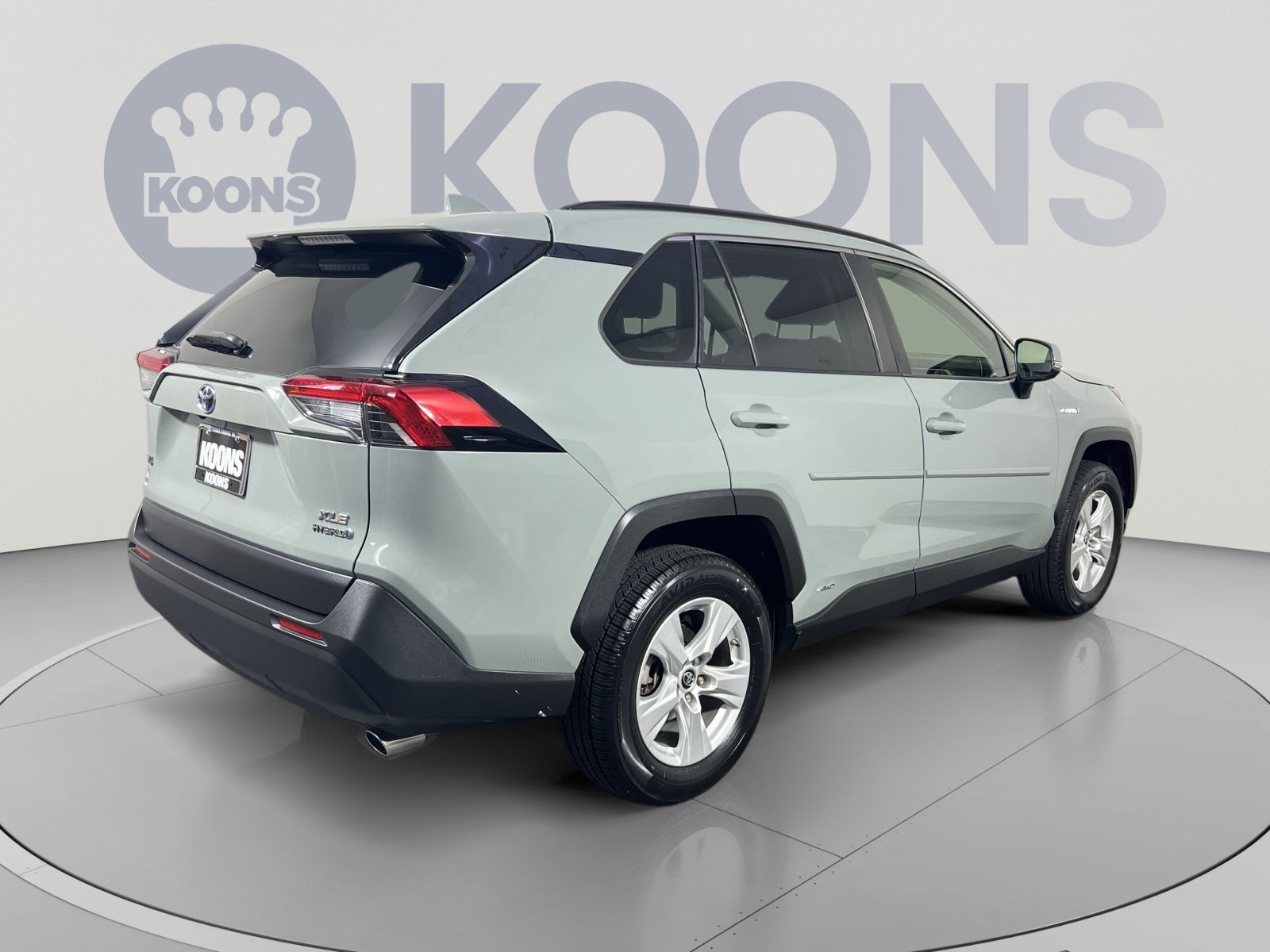 Used 2019 Toyota RAV4 XLE w/ Convenience Package AWD/4WD image 7