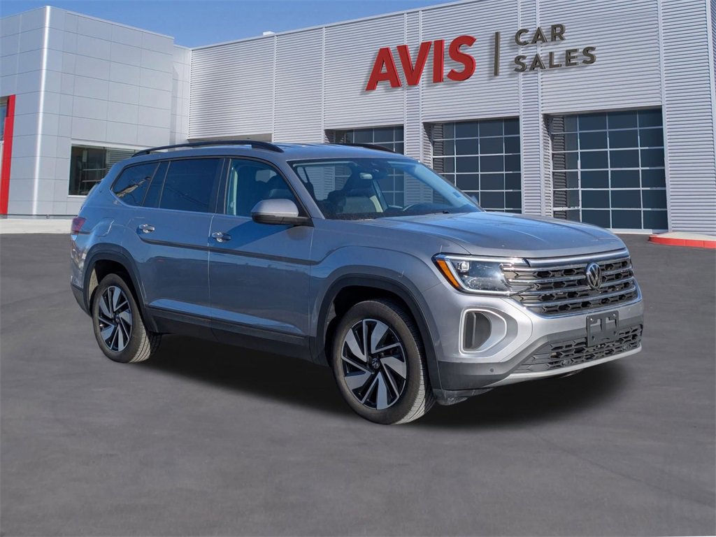 Used 2025 Volkswagen Atlas SE image 7