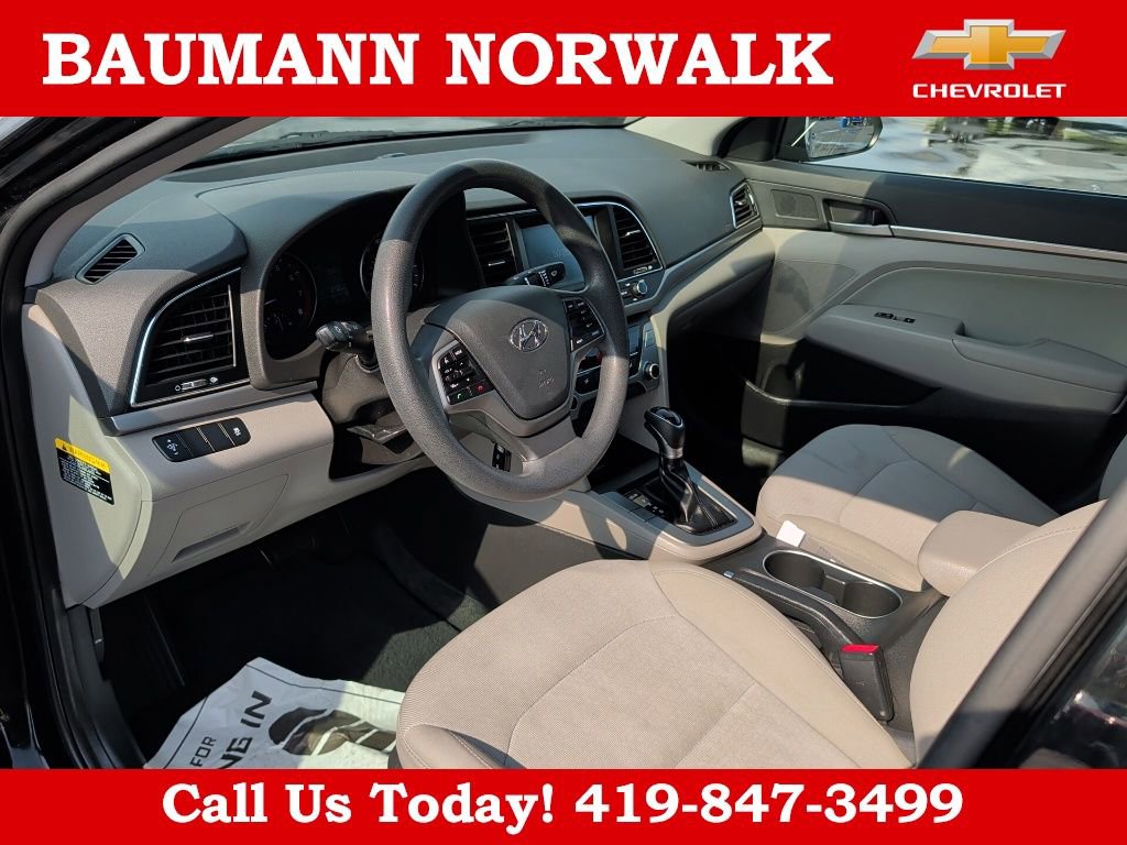 Used 2017 Hyundai Elantra SE FWD image 17