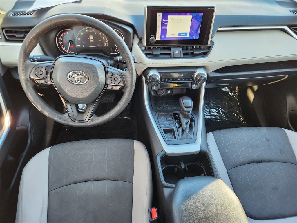 Used 2023 Toyota RAV4 XLE image 2