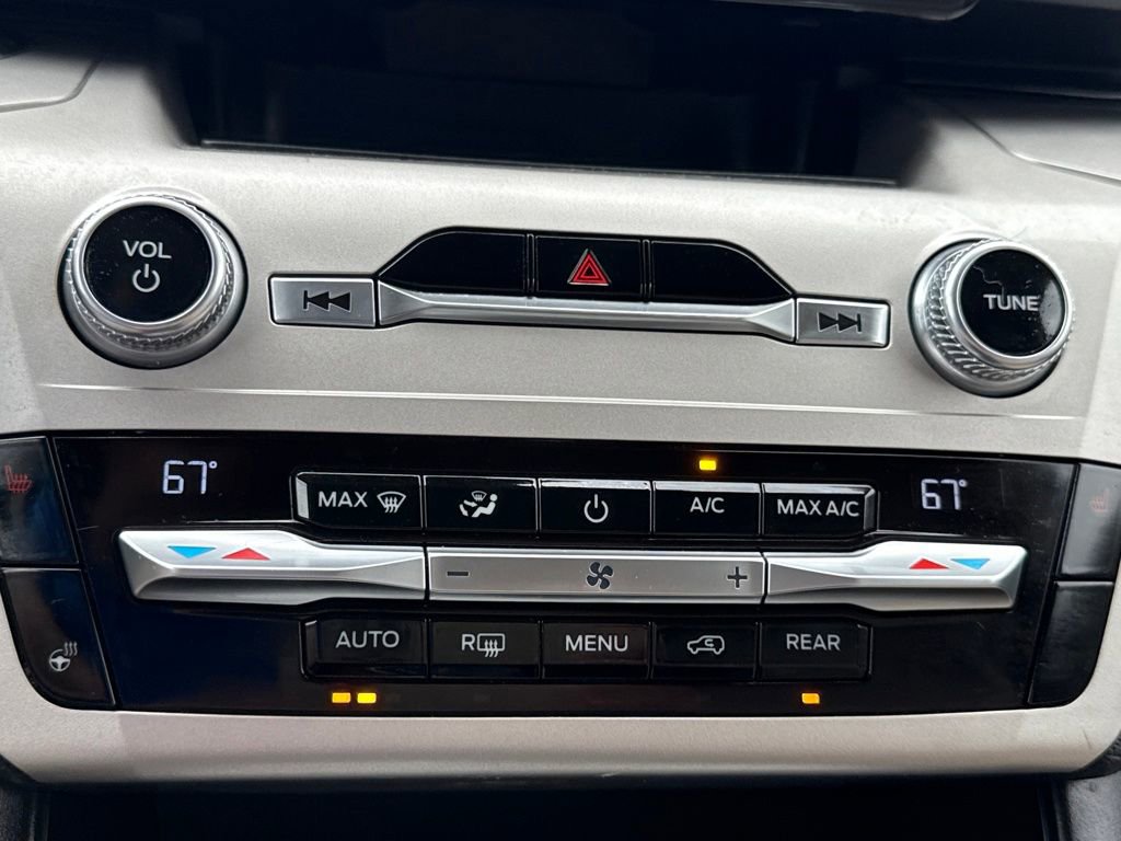 Used 2021 Ford Explorer XLT w/ Equipment Group 202A image 30