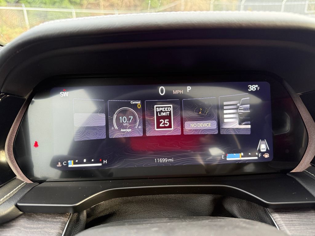 Certified 2024 Jeep Grand Cherokee L Overland w/ Rear Seat Video Group I image 18