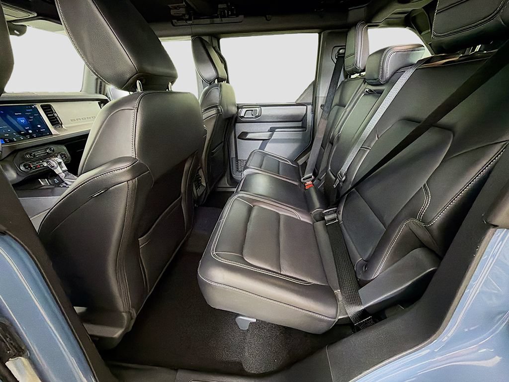 Used 2025 Ford Bronco Outer Banks AWD/4WD image 26
