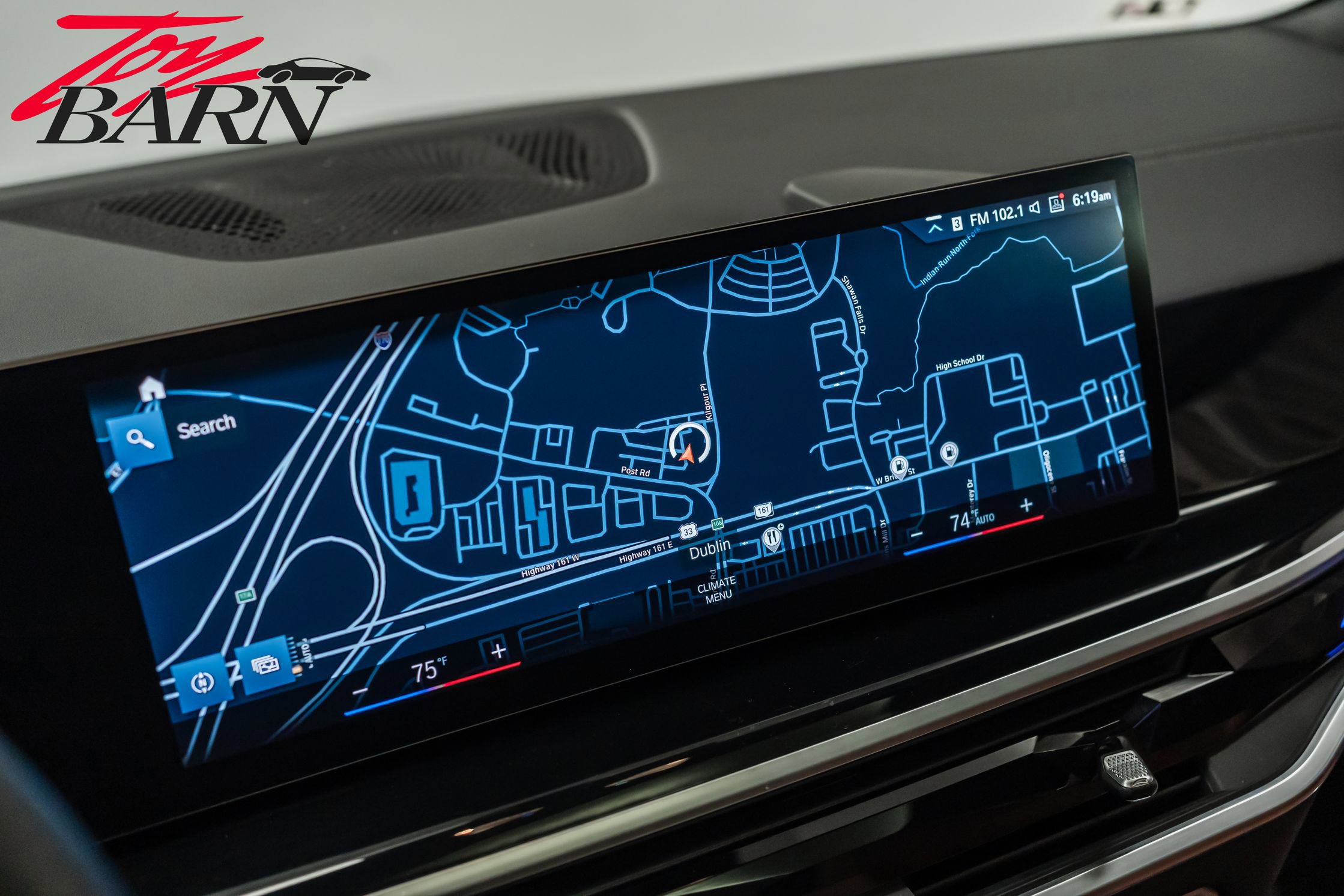 Used 2023 BMW X7 M60i w/ Executive Package image 38