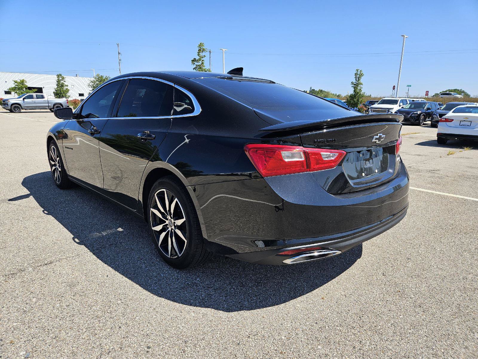 Used 2022 Chevrolet Malibu RS FWD image 5