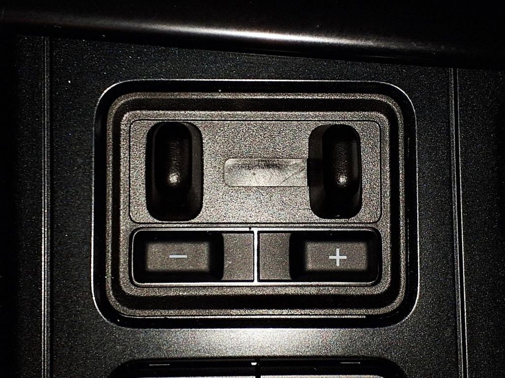 Used 2025 Ford F150 Raptor image 21