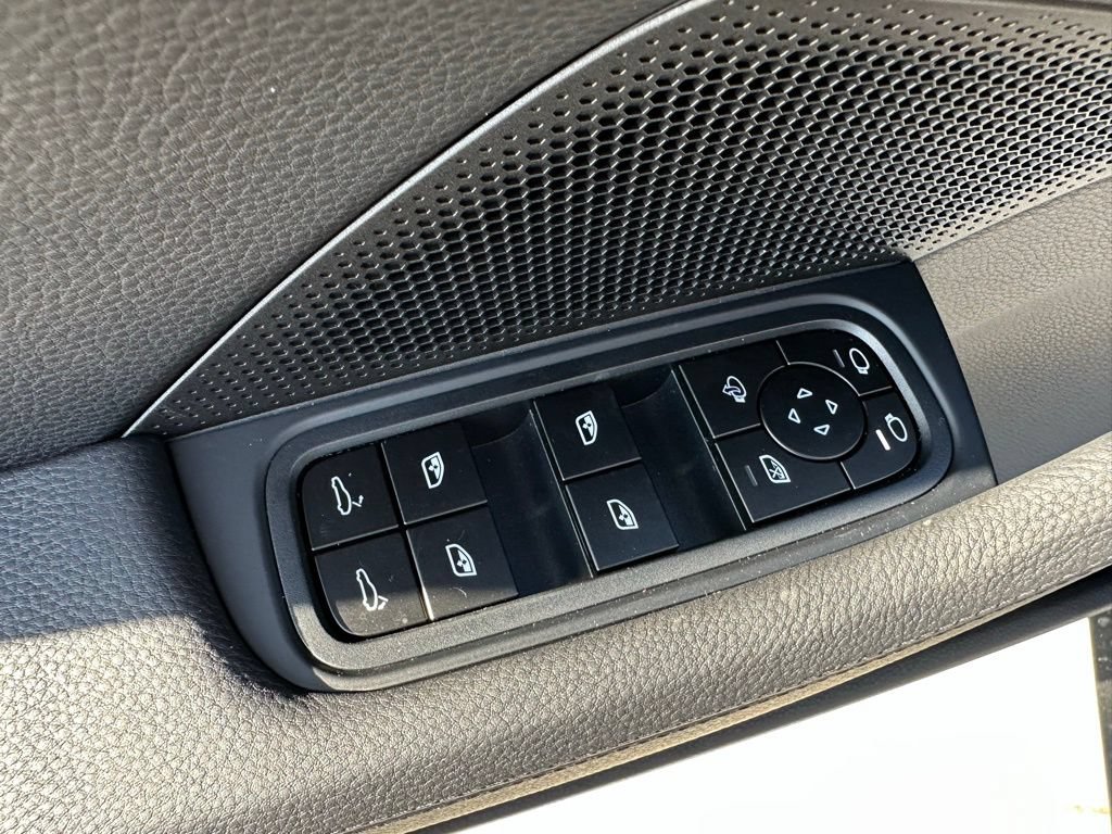 Certified 2026 Porsche Panamera RWD image 20