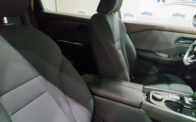 Used 2023 Nissan Rogue S image 20