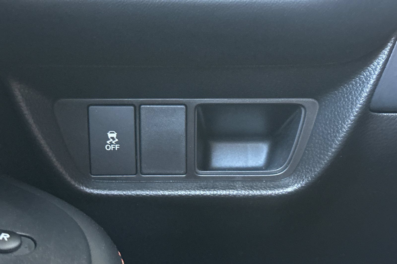 Certified 2026 Honda HR-V Sport image 31