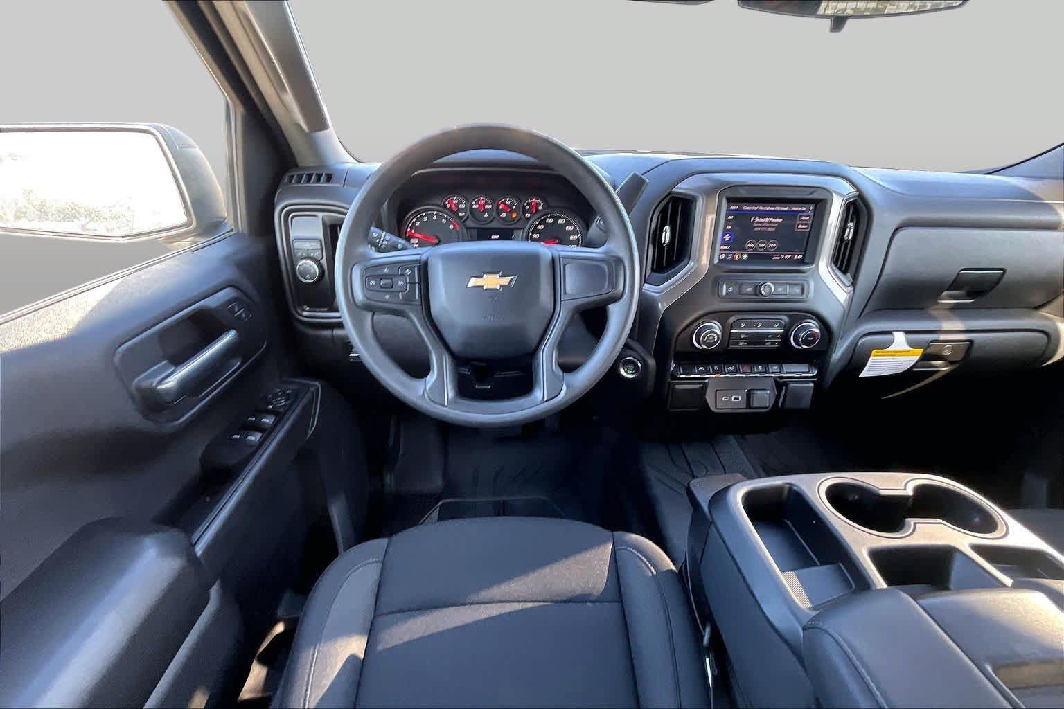 Certified 2026 Chevrolet Silverado 1500 Custom w/ LPO, Dark Essentials Package RWD image 6