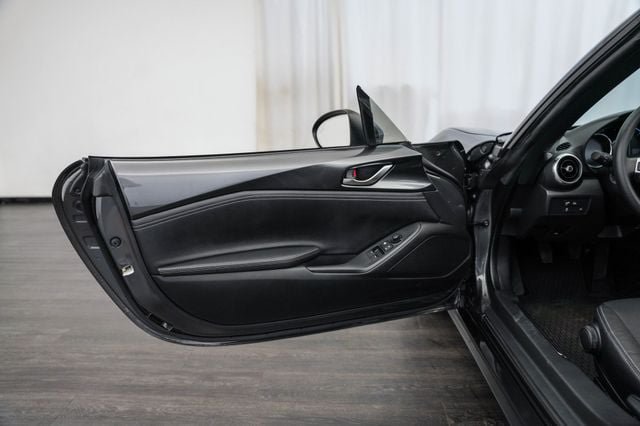 Used 2024 MAZDA MX-5 Miata RF Grand Touring w/ Weather Package RWD image 16