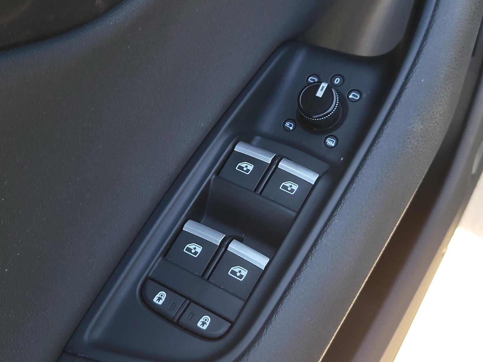 Used 2019 Audi Q8 Prestige w/ Year 1 Package image 24