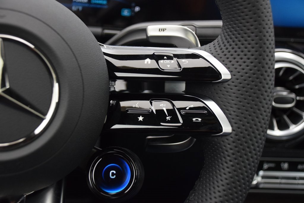 New 2025 Mercedes-Benz GLA 35 AMG 4MATIC image 23