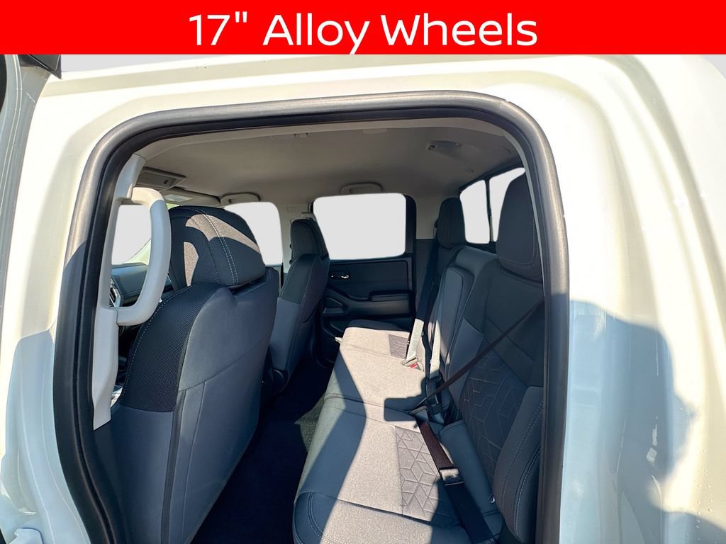Certified 2025 Nissan Frontier SV AWD/4WD image 21