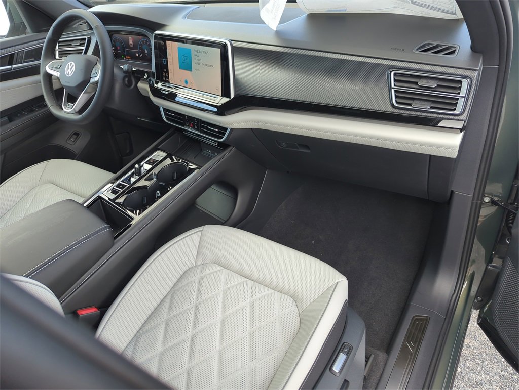 New 2026 Volkswagen Atlas Cross Sport SEL Premium R-Line image 19