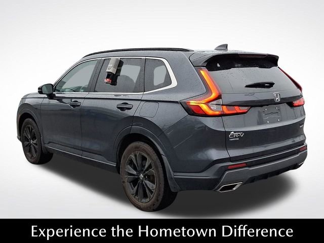 Used 2023 Honda CR-V Sport Touring image 4