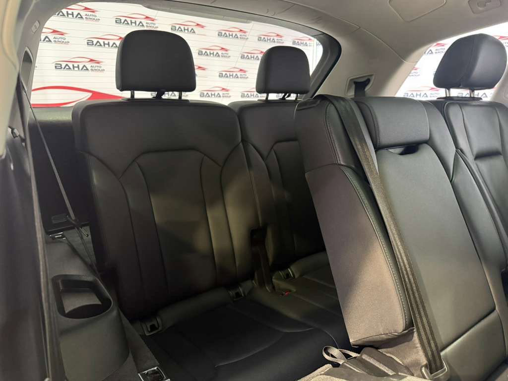 Used 2024 Audi Q7 Premium Plus image 45