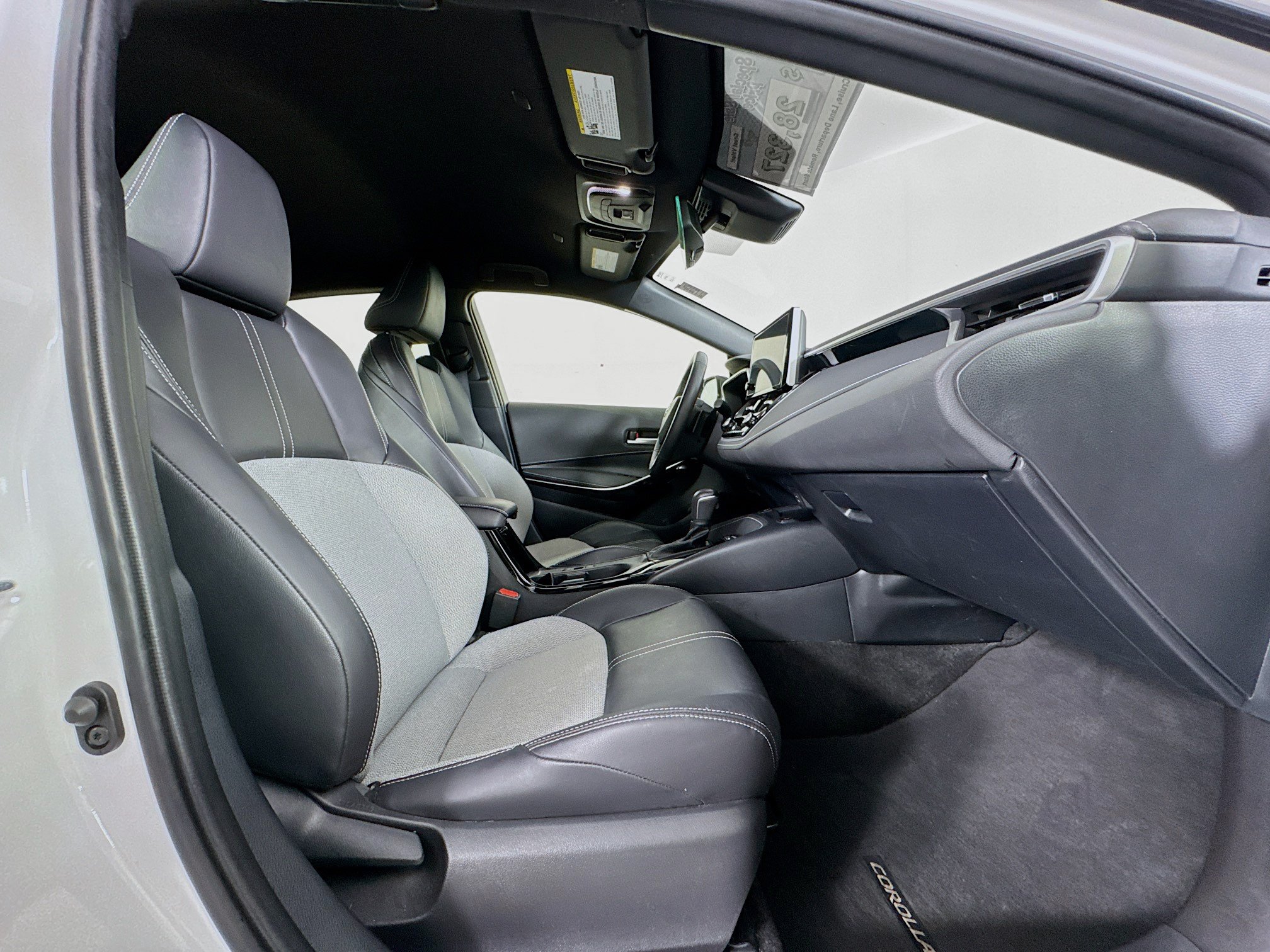 Certified 2024 Toyota Corolla XSE FWD image 29