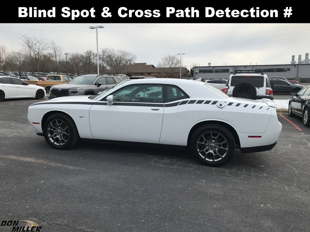 Used 2017 Dodge Challenger GT w/ Driver Convenience Group image 8