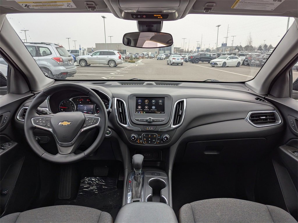 Used 2023 Chevrolet Equinox LT w/ Driver Convenience Package image 26