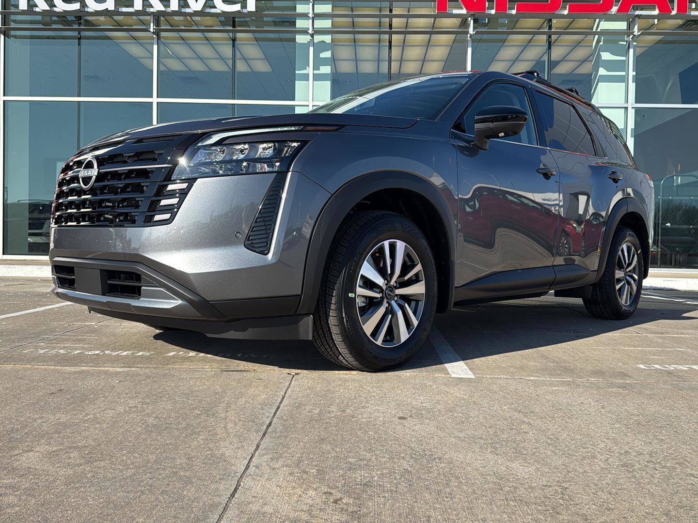 New 2026 Nissan Pathfinder SL AWD/4WD image 2
