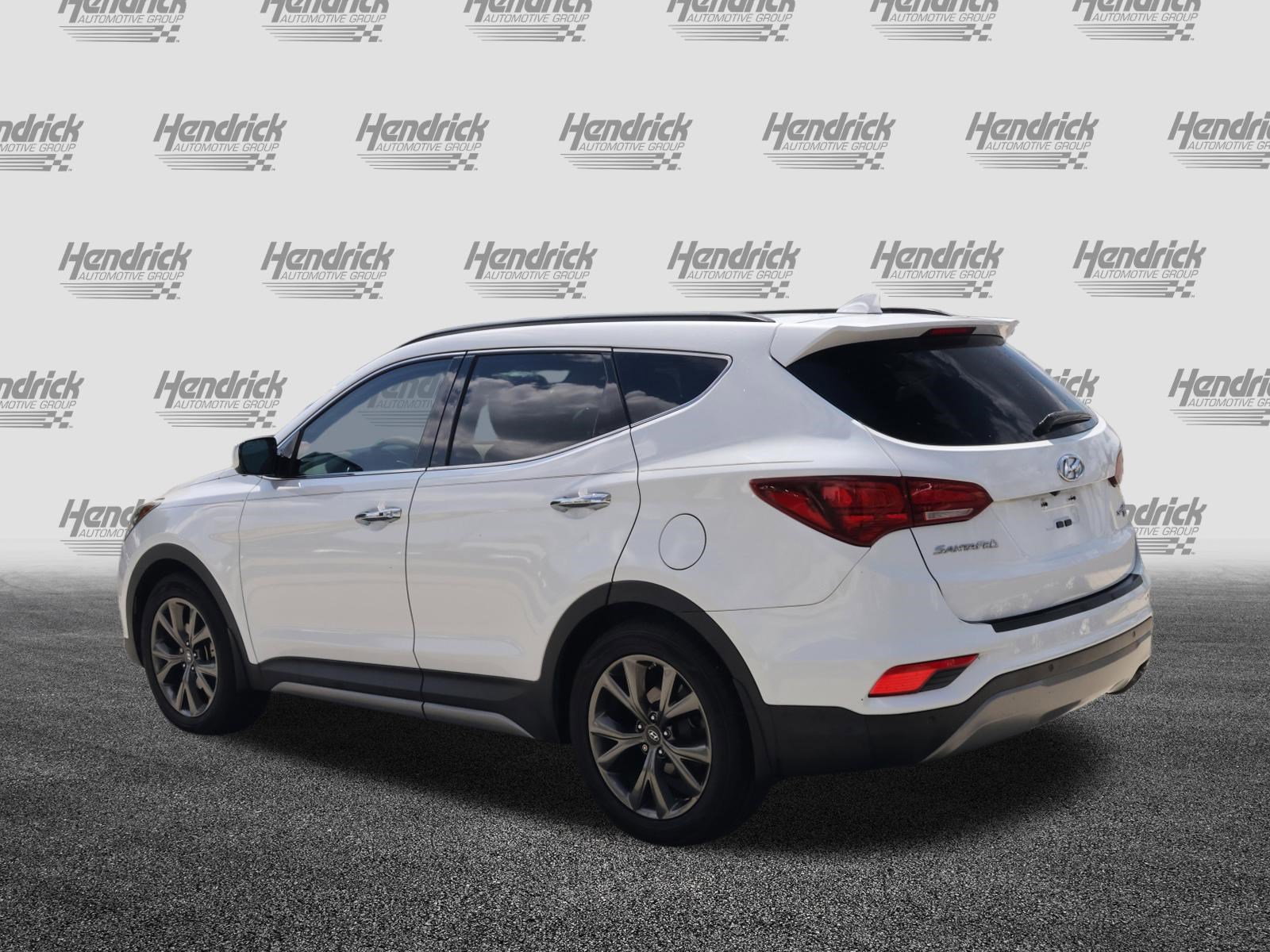 Used 2017 Hyundai Santa Fe Sport image 7