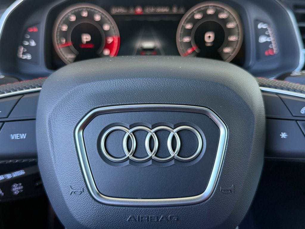 New 2026 Audi SQ7 Prestige image 26