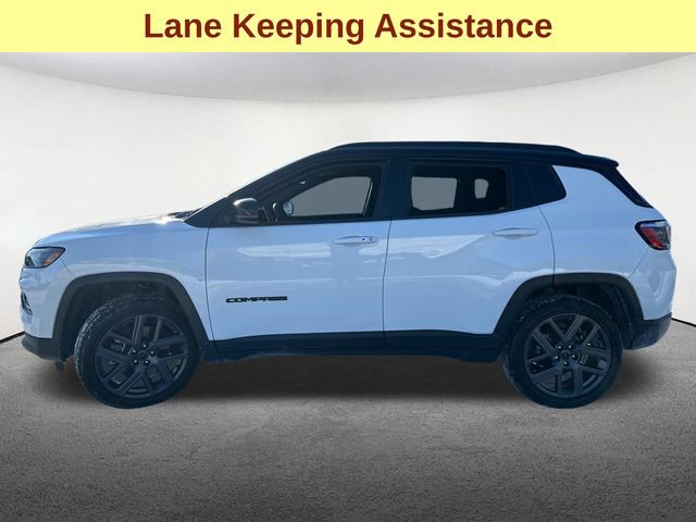 Used 2025 Jeep Compass Limited w/ Sun & Sound Group image 8