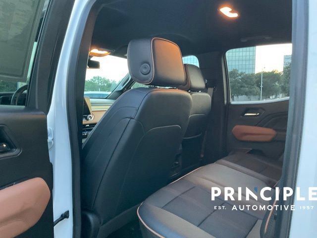 Used 2025 GMC Canyon AT4 AWD/4WD image 14